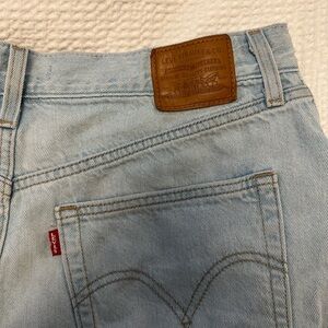 Levi’s shorts